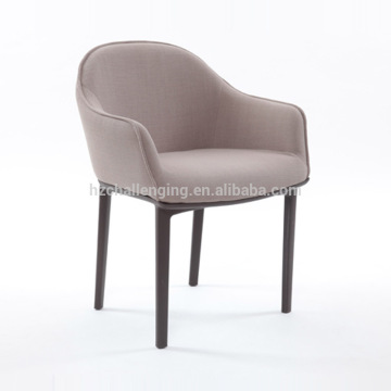 L024 High-heel shoe chair