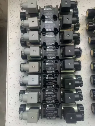 DUPLOMATIC VICKERS rexroth eaton hydraulic valve