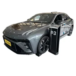 A Performance Leader Lynk & Co 03