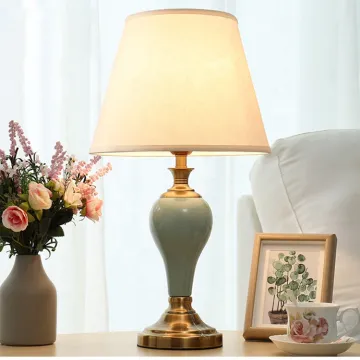 Factory Supply Classic Hotel Home Decor Bedside Ceramic LED Table Lamp