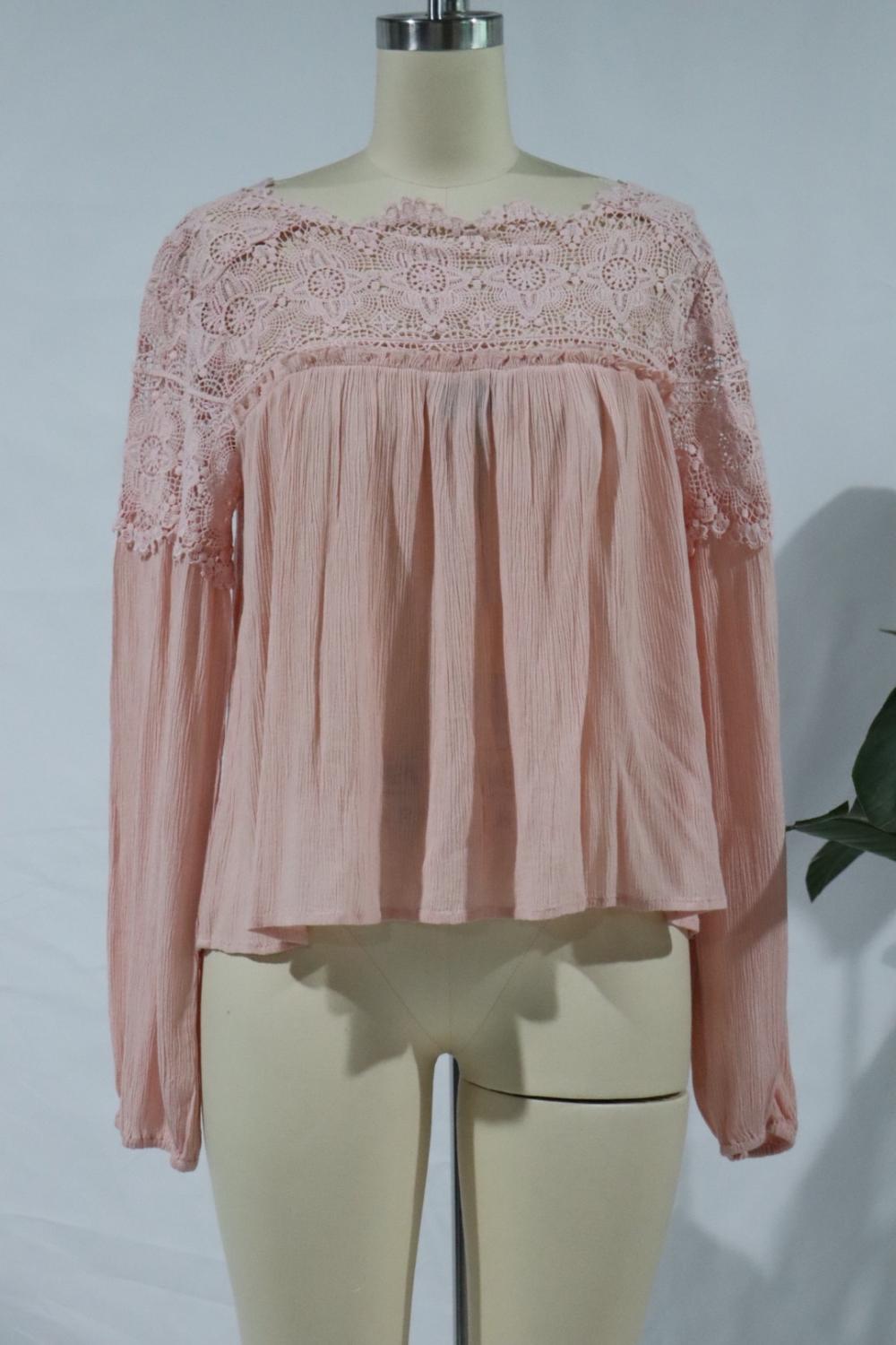 Ladies' Long-Sleeved Blouse With Lace Collar