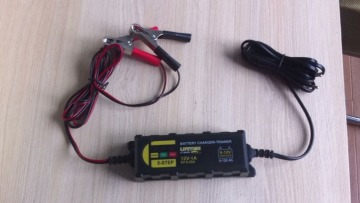 12 Volt DC Car Battery Charger