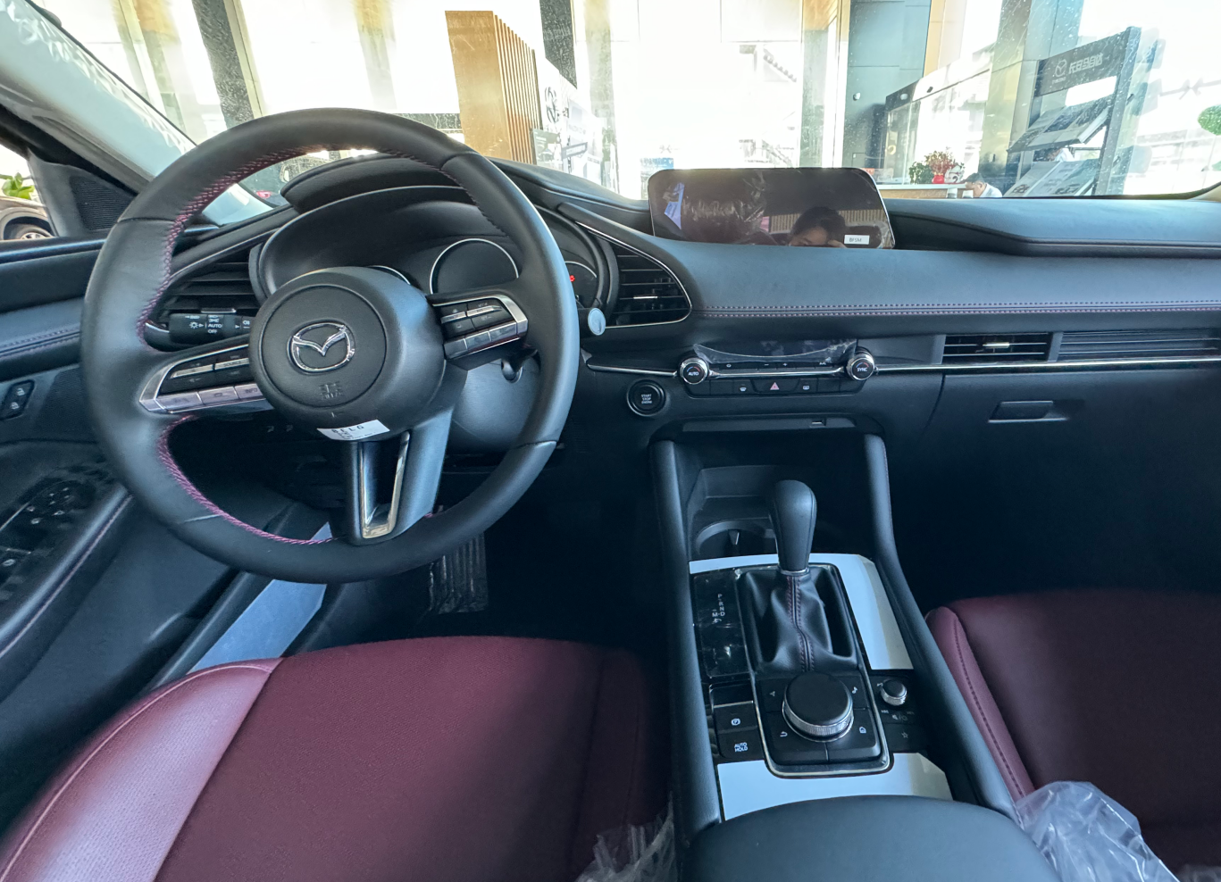 3 Axela Soul of Motion Aesthetics