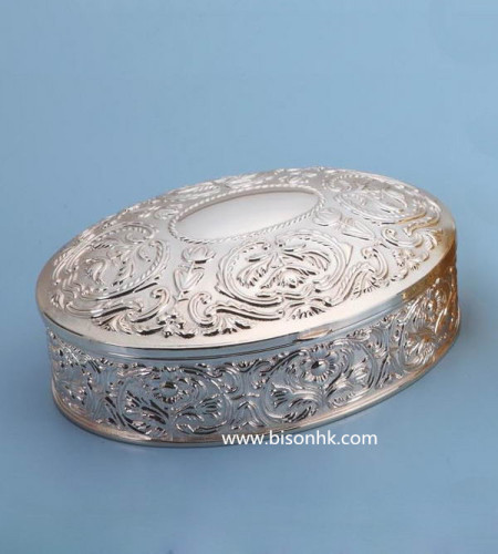 Retro Design Oval Jewelry Box