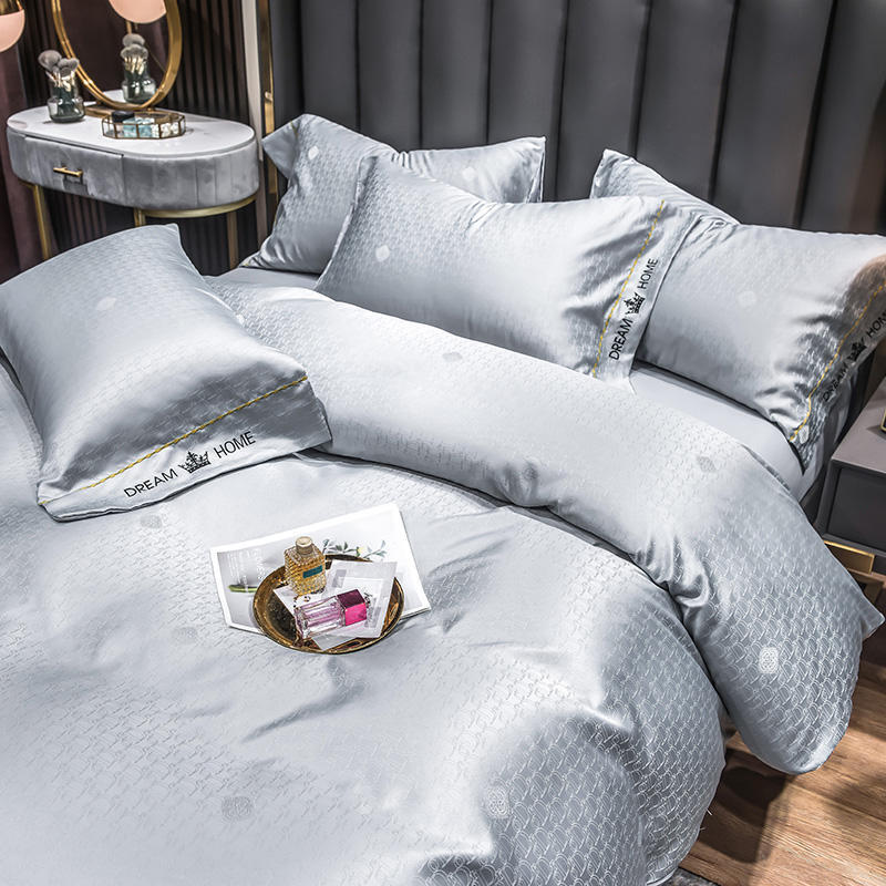 Embroidery homeuse bedding comforter luxury bedding sets