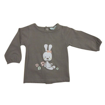 100% cotton jersey baby T-shirts with front rabbit embroidery and printed flowers