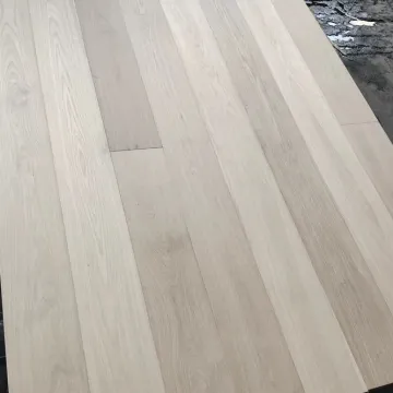 Engineered Oak or Walnut Laminated Plywood Flooring - Multilayer Engineered Wood Floor