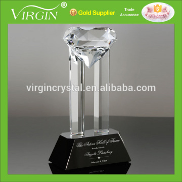 Wholesale Love Theme and Europe Regional Feature diamond shape crystal award trophy with black base