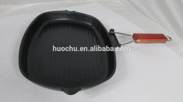 Carbon steel non-stick non stick coating grill pan wooden handle