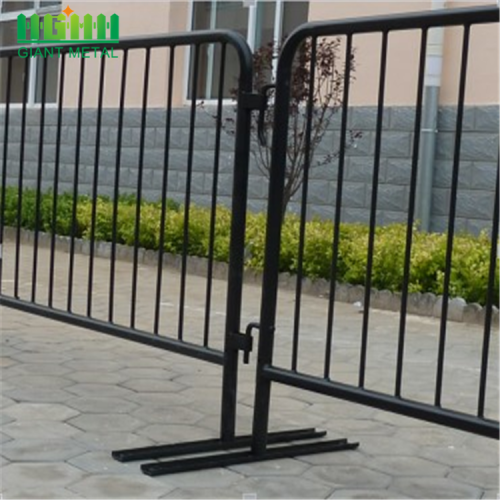 金属フェンスの一時的な溶接施工安全障壁