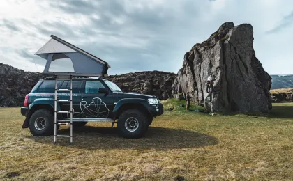 Aluminum 4-Person Hardtop Roof Tent for Vehicle Roof Top Camping