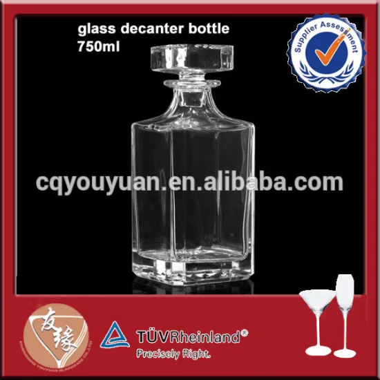 low MOQ premium quality 750ml glass decanter for whiskey