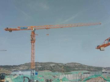 16 tons flat top tower crane TC7032
