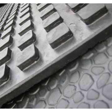 1.22m x 1.83m( width x length) cow horse trailer rubber mat