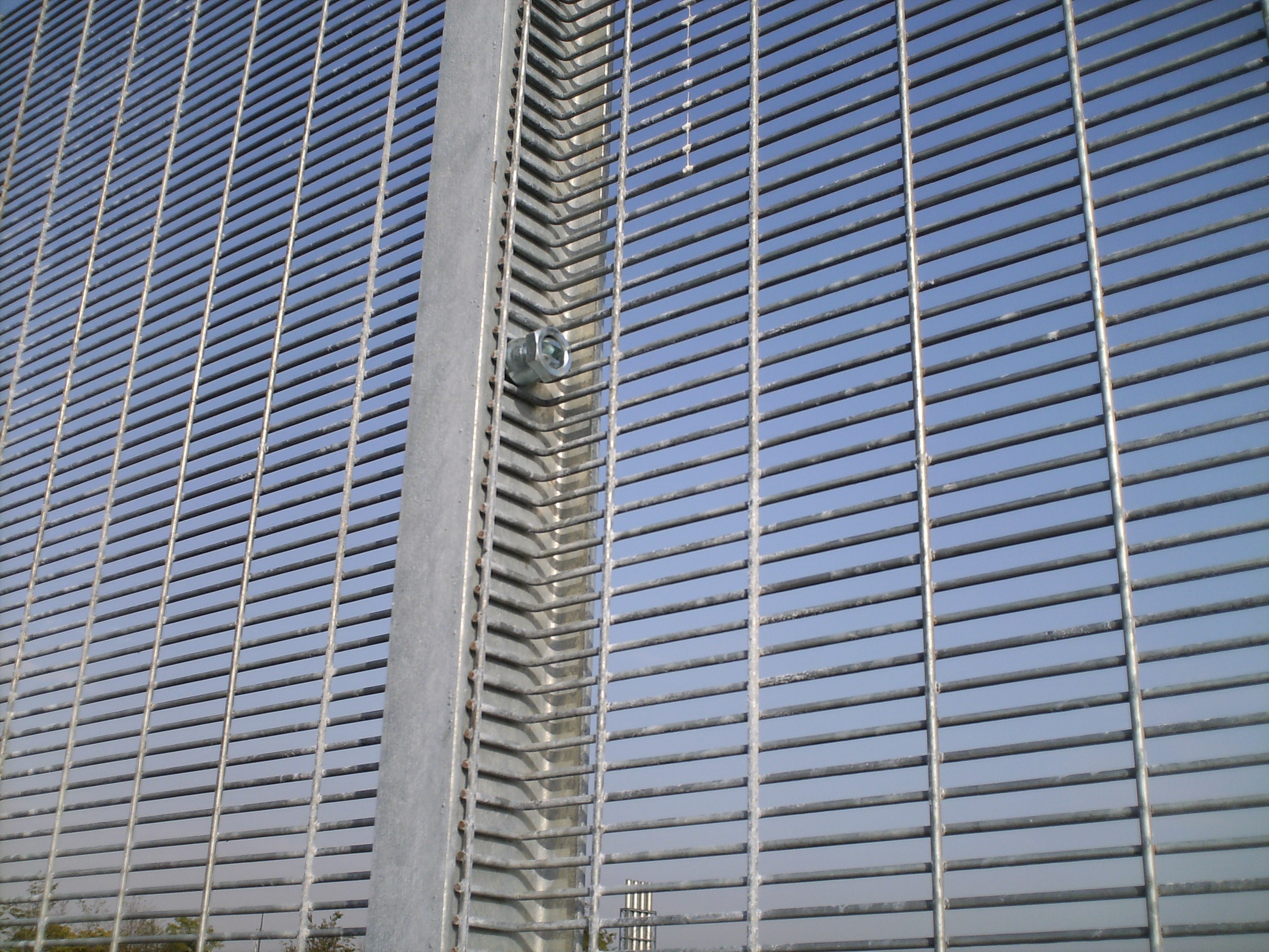 358fence (87)
