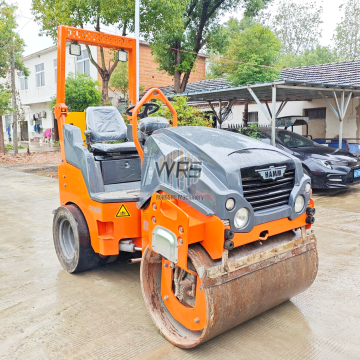 Mini rodillo de carretera mini vibratorio combinado de neumáticos hamm usados ​​3ton 3000 kg - Hamm HD12VT para la venta