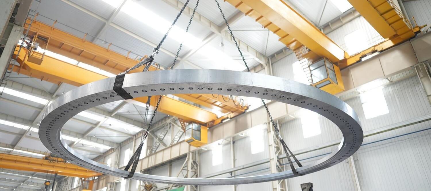 Wind turbine forgings made from carbon steel
