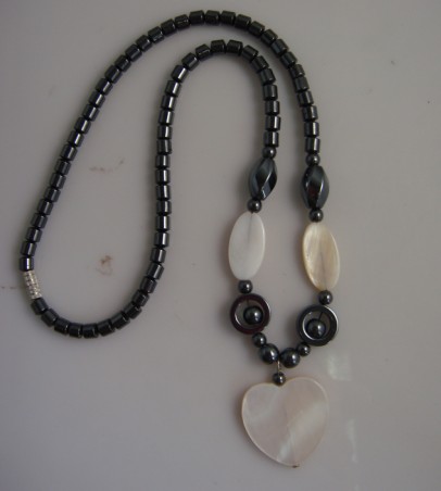 Collier de coquille de perle d&#39;hématite