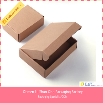 Customized brown kraft paper gift packaging recycled paper box