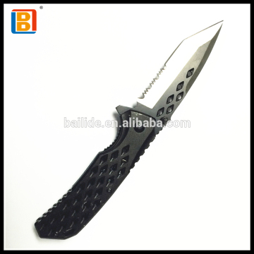 2017 Hot Selling High-Quality Outdoor Black Tactical Folding Knife Hunting Knife With Clip