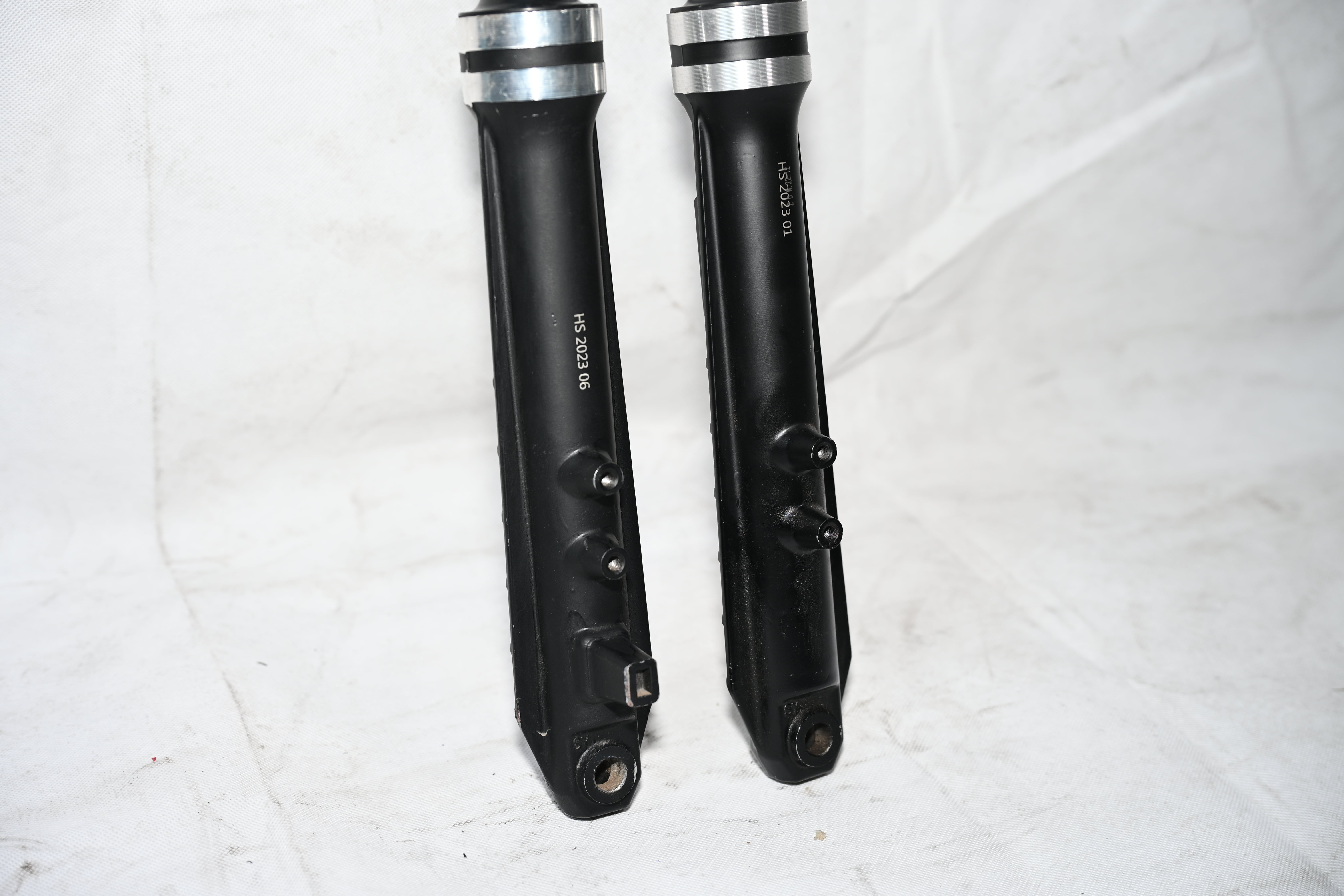 Z63_0790Inner spring shock absorber