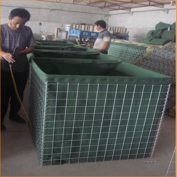 Welded Gabion Box Defensive Barriers Wall With Geotextile