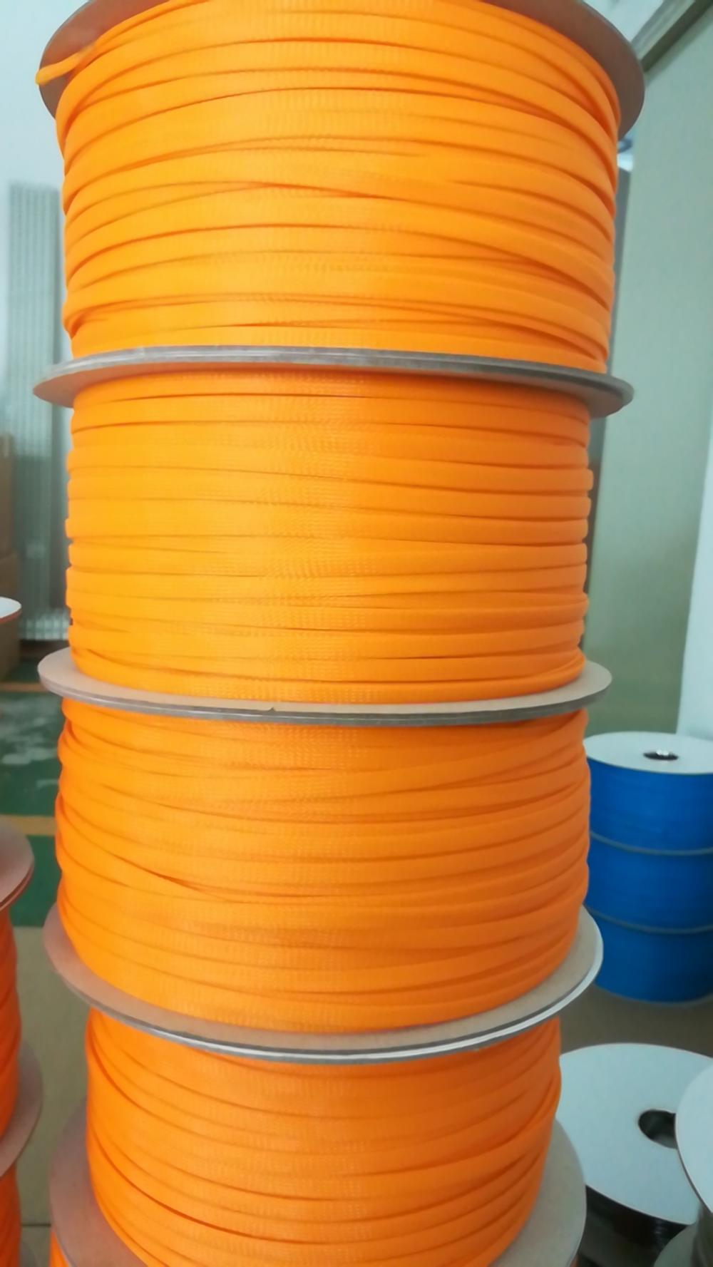 Có thể mở rộng Sleeving để bảo vệ bó cáp