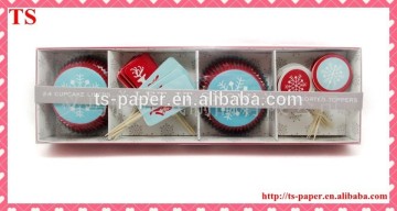 Christmas cupcake decorating kits,40gsm greaseproof paper cupcake case with high quality cupcake toppers