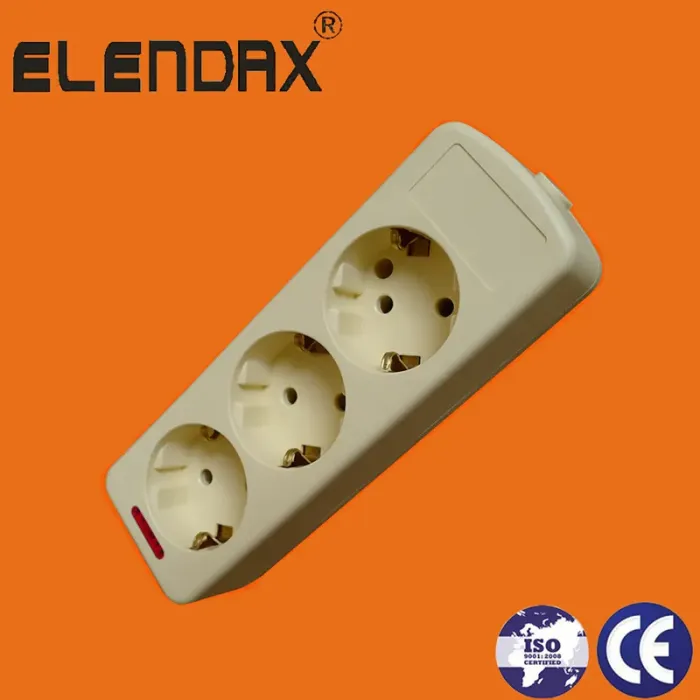 Papan Ekstensi Daya 5 Arah dengan Lampu LED