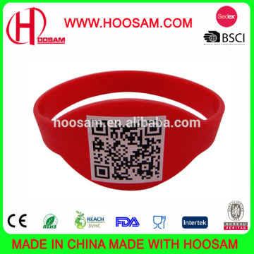 Fashion Silicone Width bracelet , customized designs are accepted