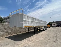 Three - axle Stake Semi - trailer