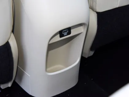 2024 Ora Good Cat Mini Electric Small Car - 4 Wheel Electric Mini Vehicle