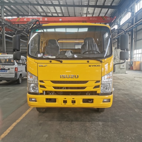 Isuzu 5 toneladas de camión de remolque plano