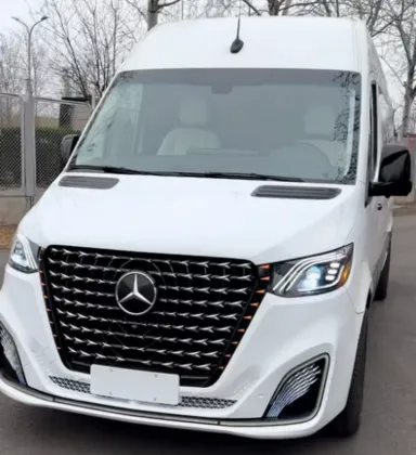 VIP Coach Camper Van Luxury RV with Comfortable Interior & Reliable Performance