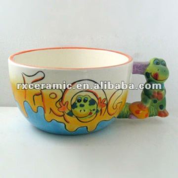 animal design ceramic bowl with animal handle-frog