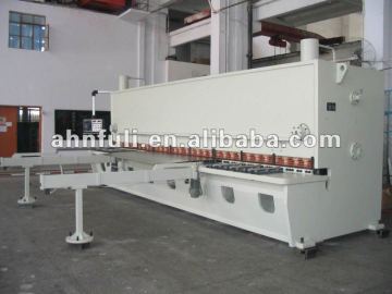 QC11K hydraulic CNC guillotine cutting machine