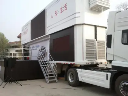 Two Stories Product Demonstration Stage Truck