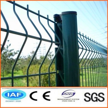 Wire mesh fence UK