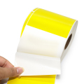 Rolo de etiqueta térmica de cor amarela em branco