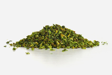 Nuovi scaglie di pepe a campana verde secco