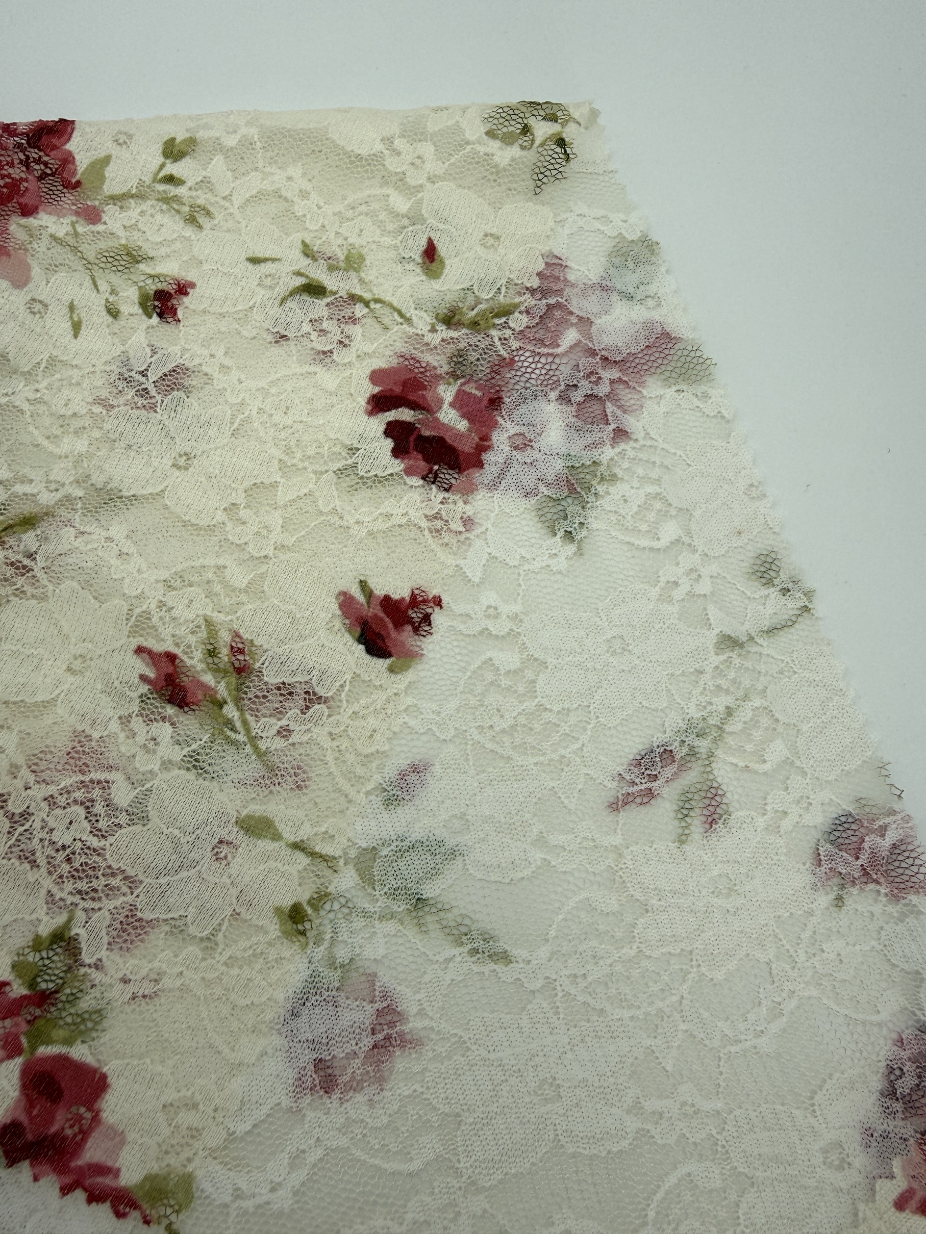 Ditsy Floral Stretch Lace