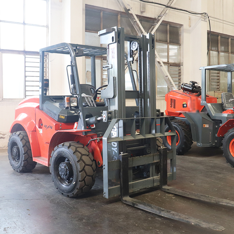 4X4 4WD Hydraulic Diesel Rough Terrain 3 Stage Mast Off Road Forklifts (1.5 to 6 Ton)