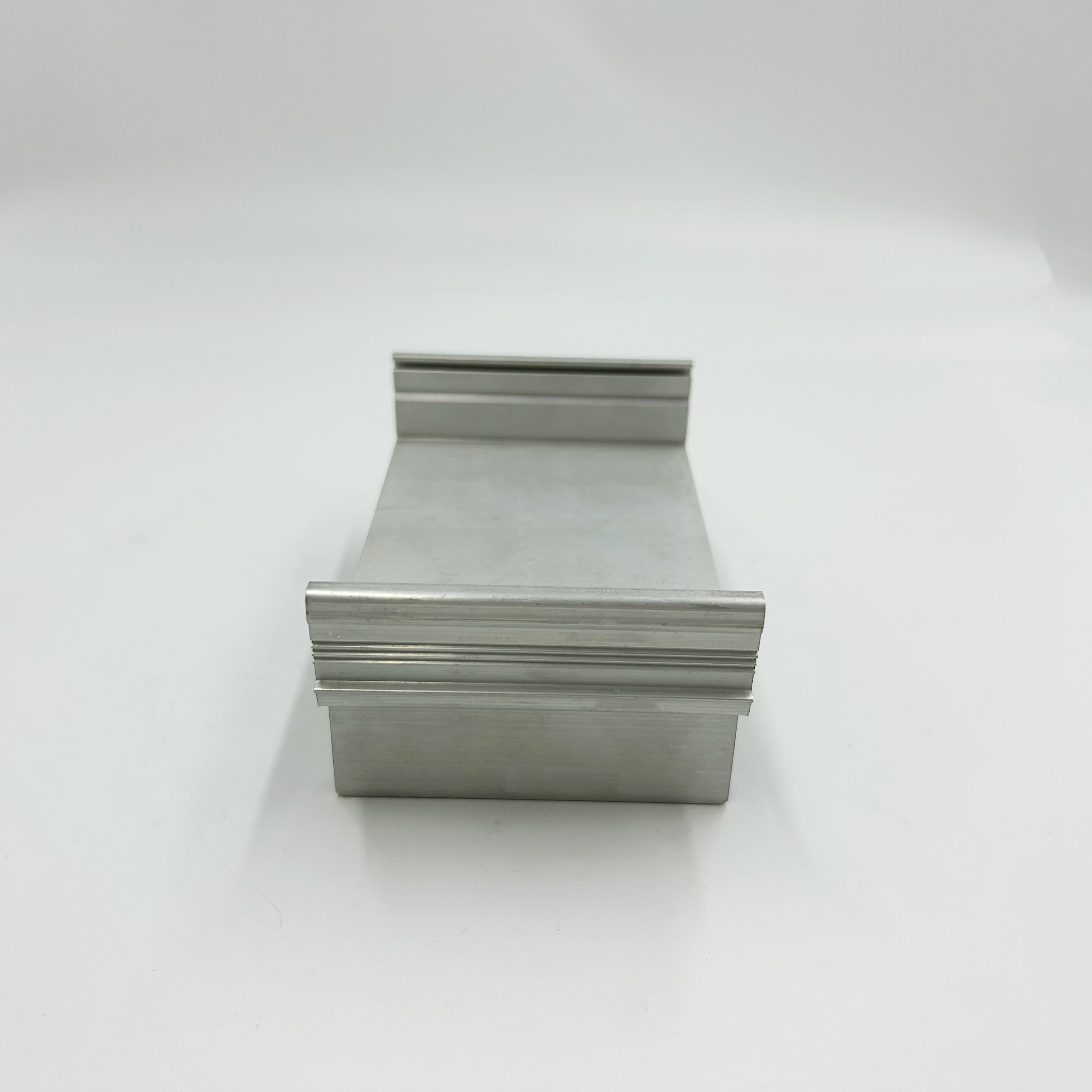 Custom Anodized Aluminum Heatsink Extruded