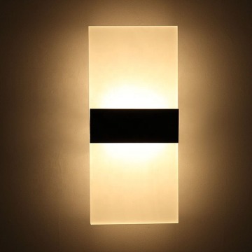 Modern Indoor LED Wall Lamp for Bedroom with Aluminum Plastic Design and 80 Switch Control