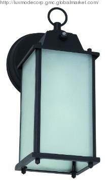 LO002 Outdoor Lamp