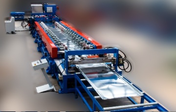 Hochwertige Türverkleidungsrollenformlinie
