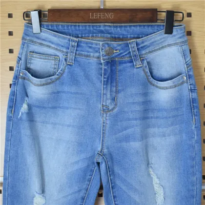 Women's cuffed hem skinny