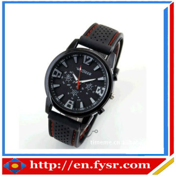 2013 new popular cheap wholesale price trendy silicone sport watch