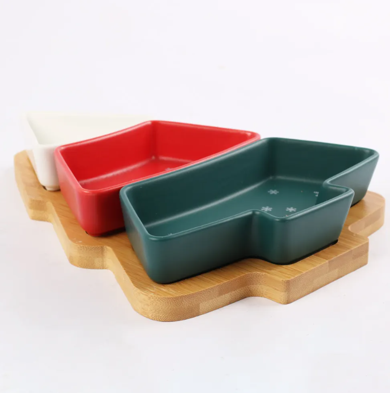 Tree-shaped bamboo tray for Christmas tree