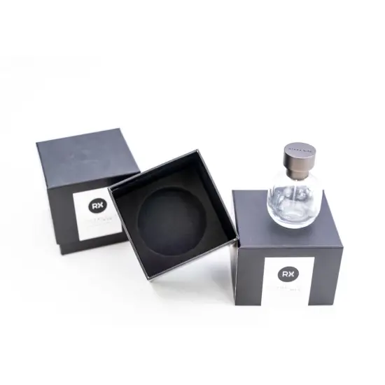 Customized Black Cardboard Square Gift Box for Perfume